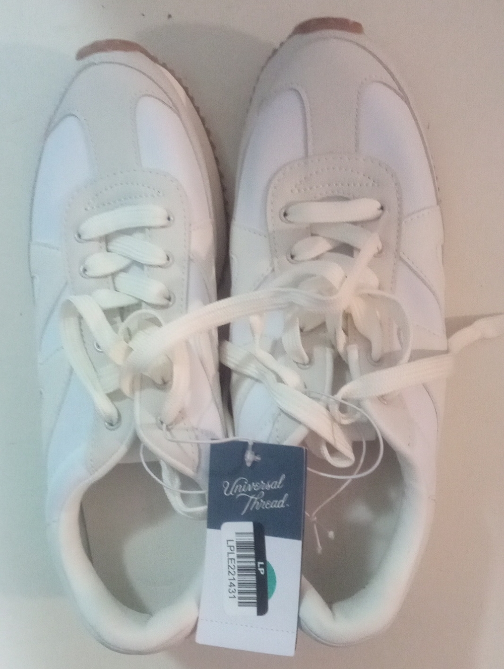 Men's Universal Thread White and Tan Lace-Up Sneakers Sz 9 1/2 NWT $42